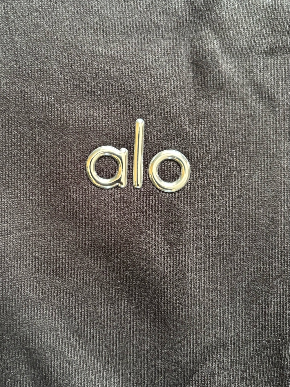 ALO Yoga Men’s Black Quarter Zip - Picture 2 of 3